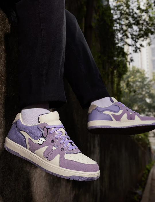 Urban Blaze: Street Style Heat